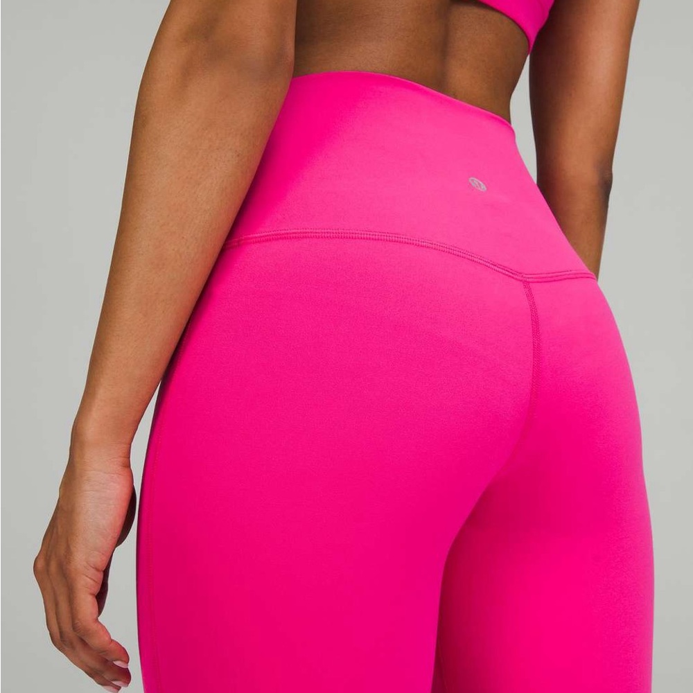 Lululemon: Sonic Pink Align Leggings 25”; Size 6